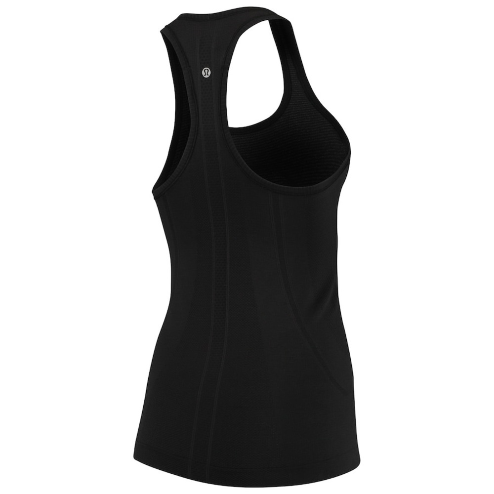 black lululemon tank top